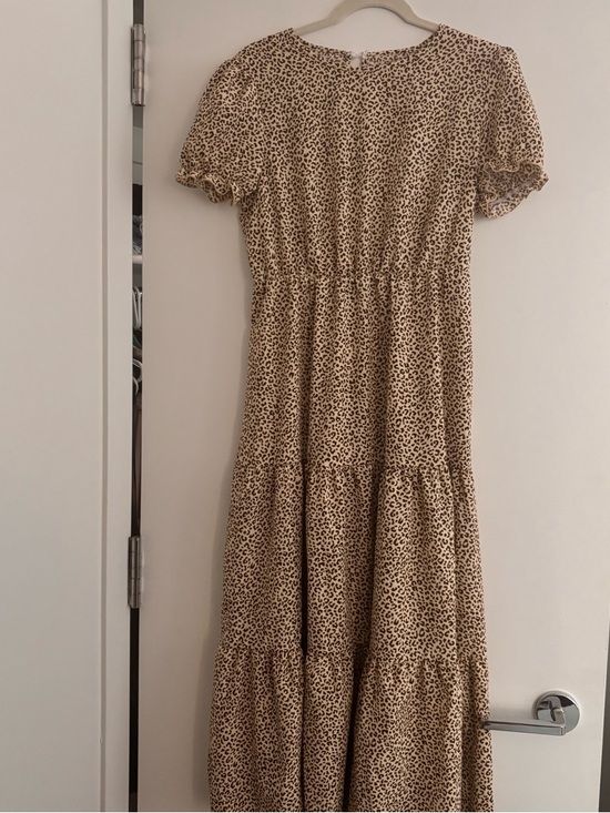 Dresses & Skirts - Leopard Print Tiered Dress in Beige